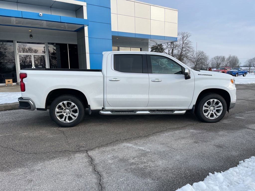 Used 2022 Chevrolet Silverado 1500 LTZ w/ LPO, Dark Essentials Package image 9