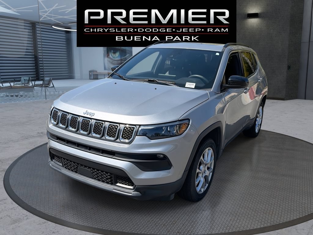 Certified 2023 Jeep Compass Latitude w/ Sun and Sound Group