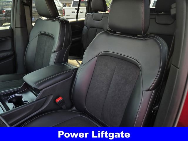 New 2025 Jeep Grand Cherokee L Altitude image 19