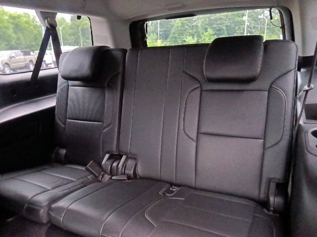Used 2020 Chevrolet Suburban Premier RWD image 32