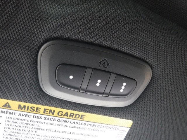 New 2026 Chrysler Pacifica Limited image 33