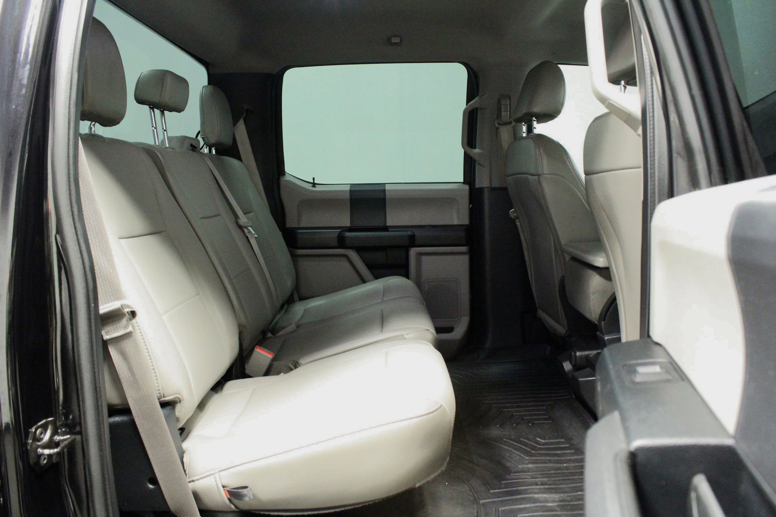Used 2019 Ford F250 XL w/ STX Appearance Package AWD/4WD image 17