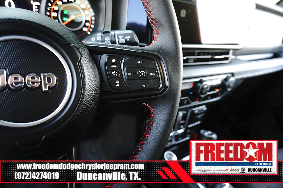 Used 2024 Jeep Wrangler Rubicon AWD/4WD image 23