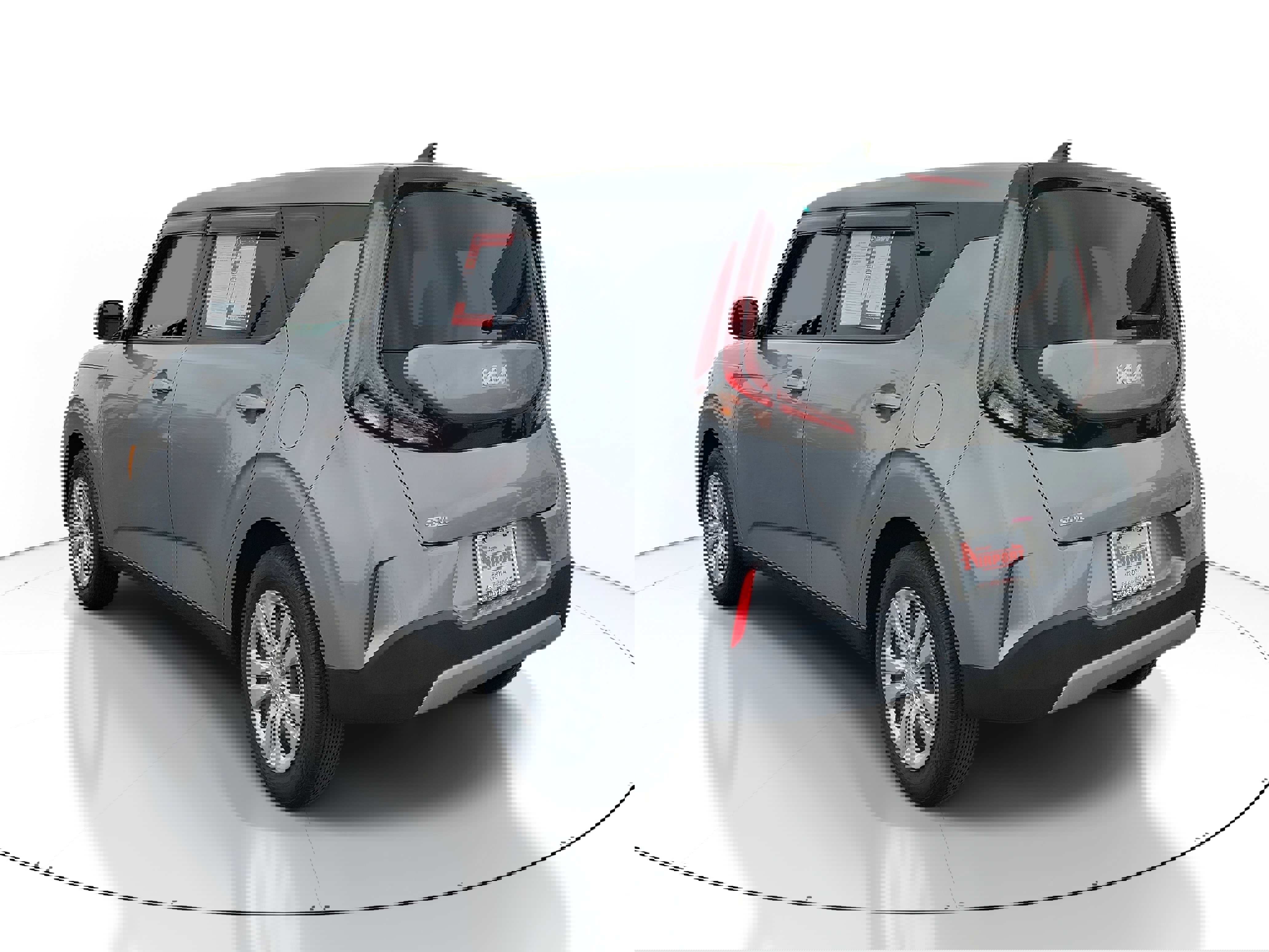 Used 2025 Kia Soul LX image 3