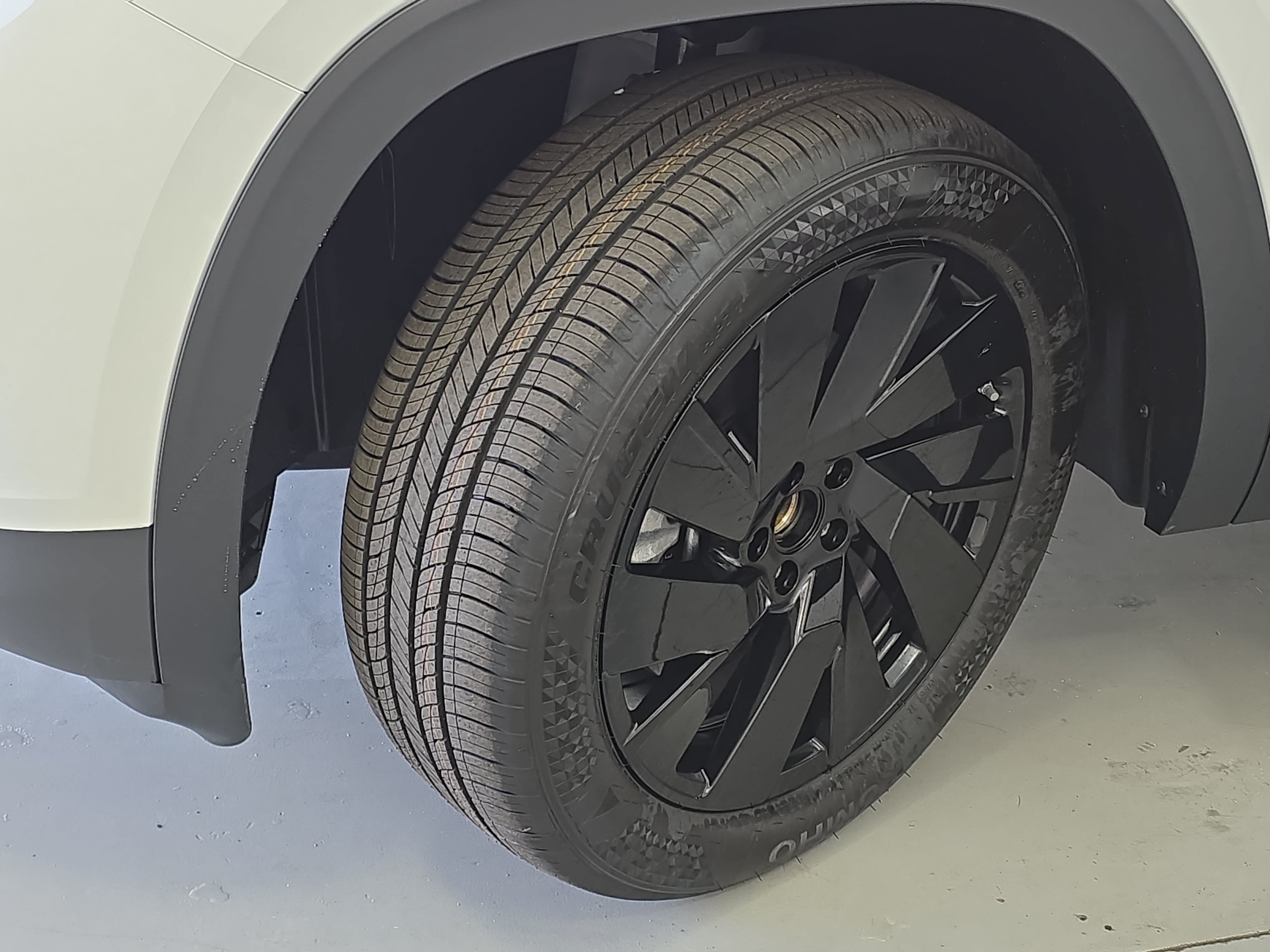 New 2026 Volkswagen Atlas SE FWD image 34