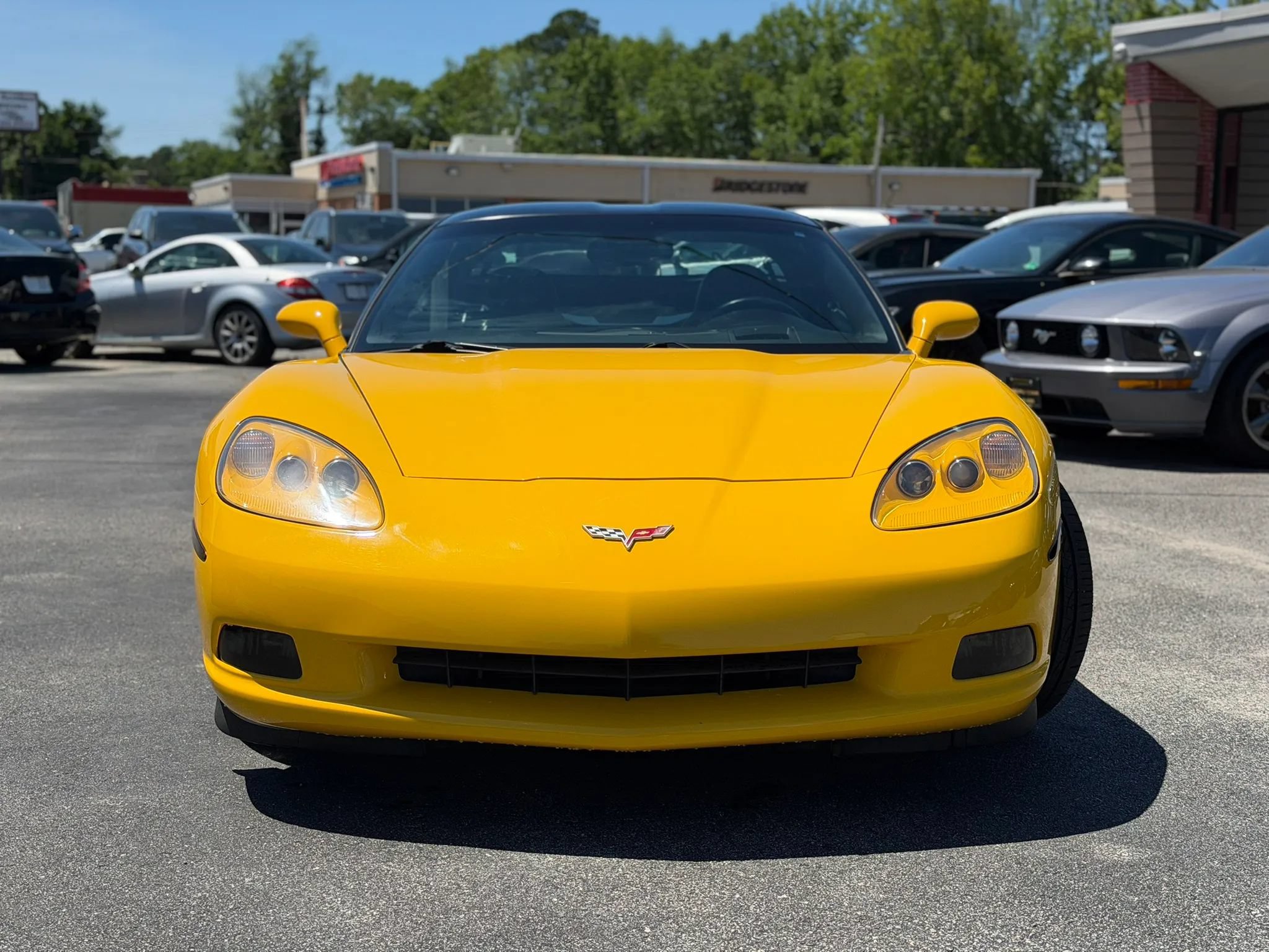 Used 2005 Chevrolet Corvette Coupe w/ Preferred Equipment Group RWD image 8