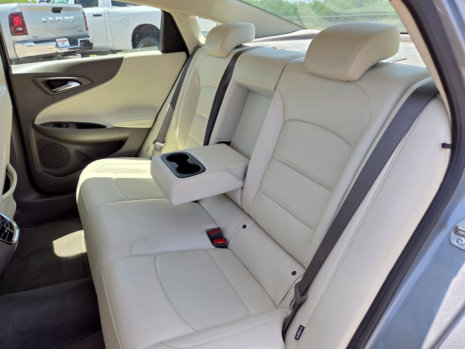 Used 2024 Chevrolet Malibu LT FWD image 23