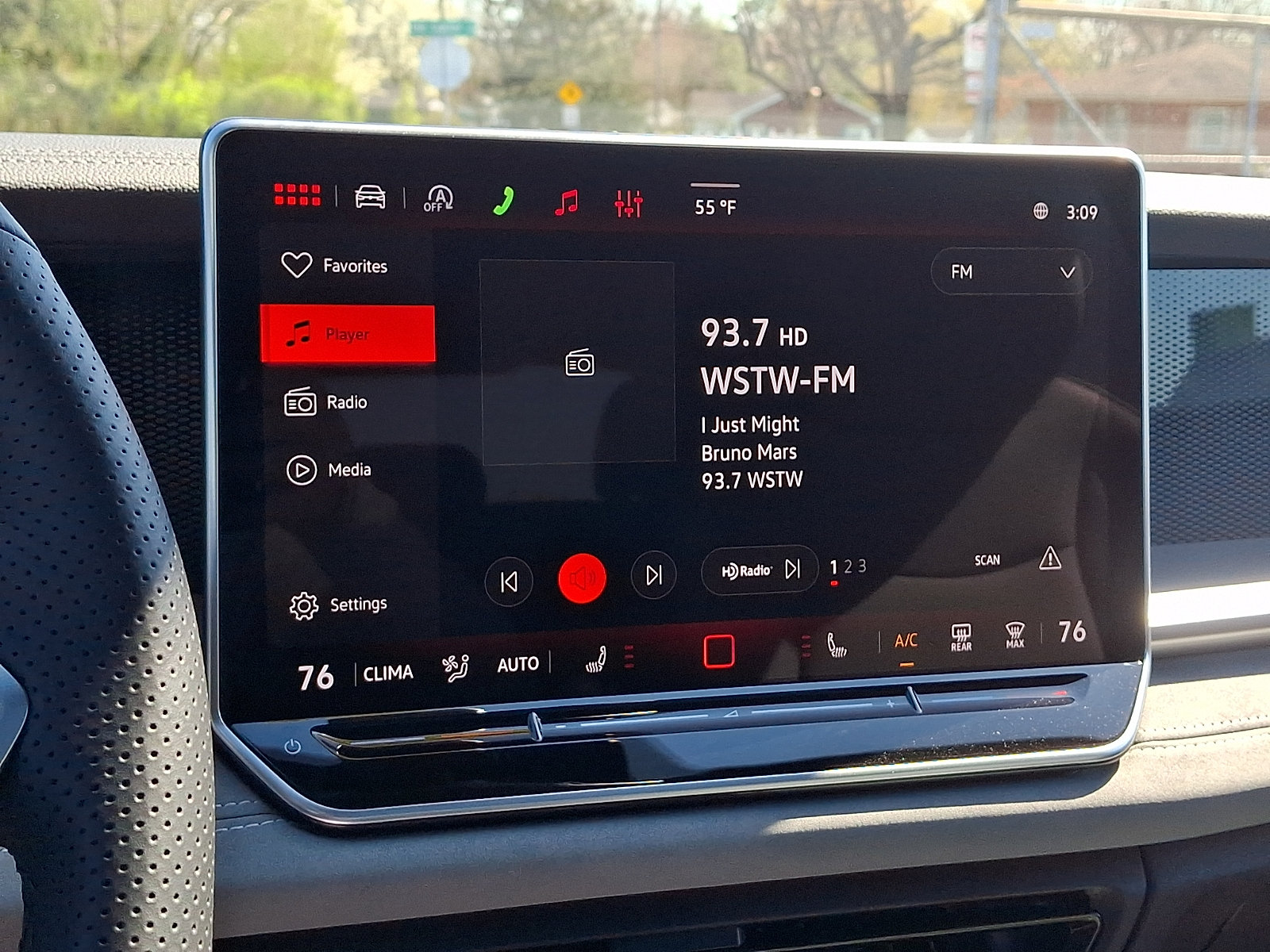 New 2026 Volkswagen Tiguan SE R-Line AWD/4WD image 12