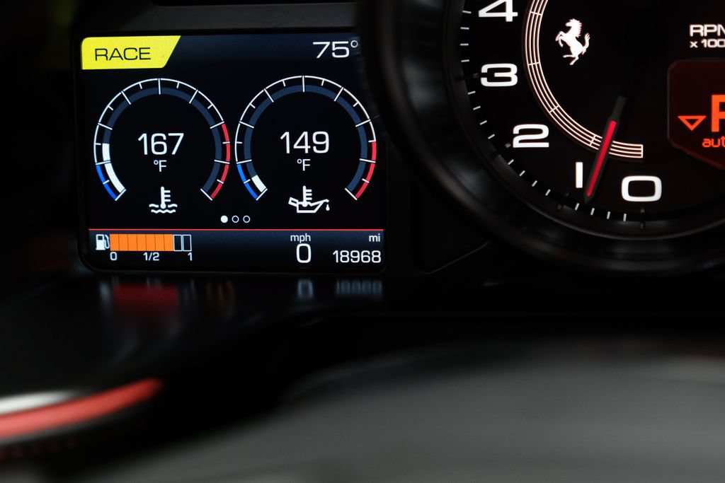 Used 2019 Ferrari 812 Superfast RWD image 21
