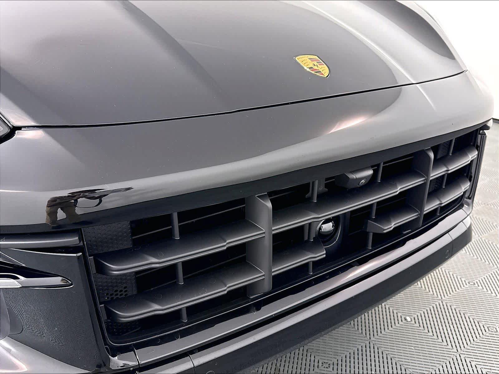 Certified 2026 Porsche Cayenne S AWD/4WD image 32