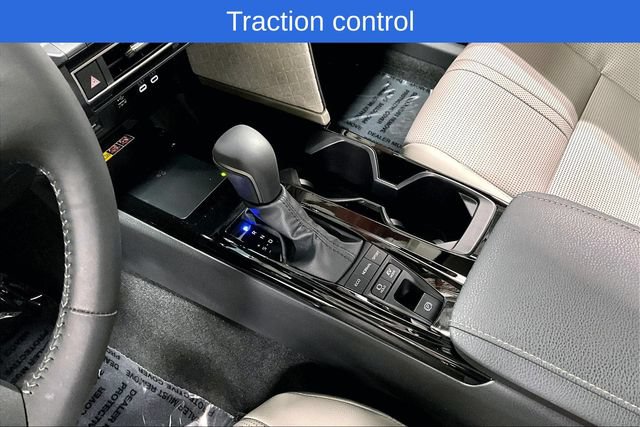 Used 2026 Toyota Camry XLE AWD/4WD image 18
