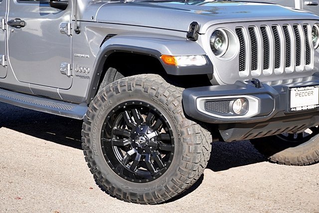 Used 2018 Jeep Wrangler Unlimited Sahara image 4