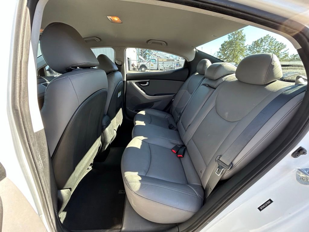 Used 2016 Hyundai Elantra Limited image 14