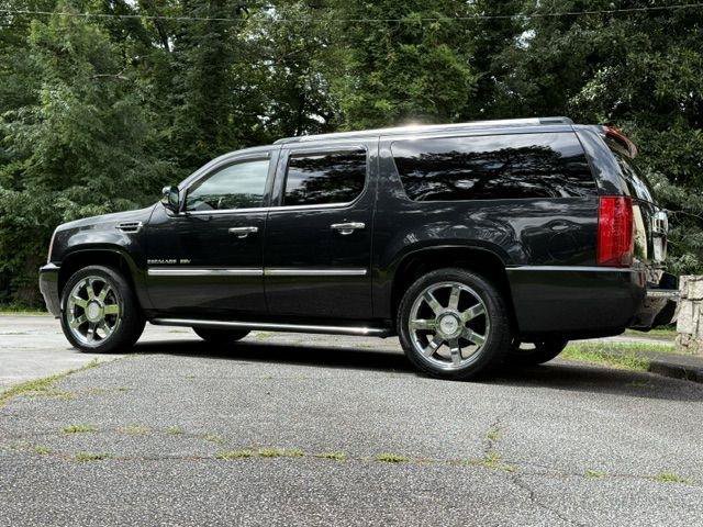 Used 2013 Cadillac Escalade ESV Luxury AWD/4WD image 16