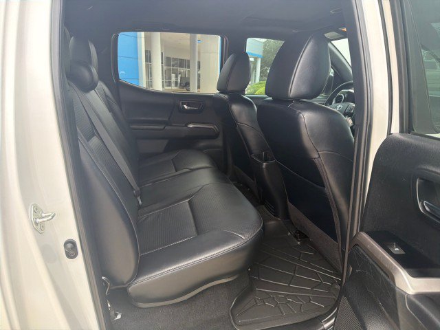 Used 2023 Toyota Tacoma Limited AWD/4WD image 17