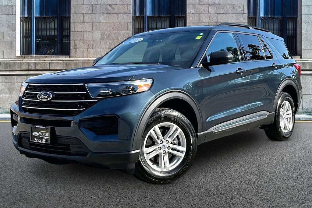 Certified 2023 Ford Explorer XLT AWD/4WD image 2