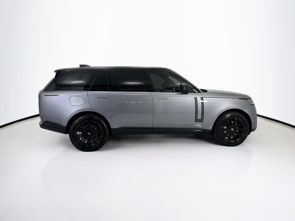 Certified 2025 Land Rover Range Rover Long Wheelbase SE AWD/4WD image 4