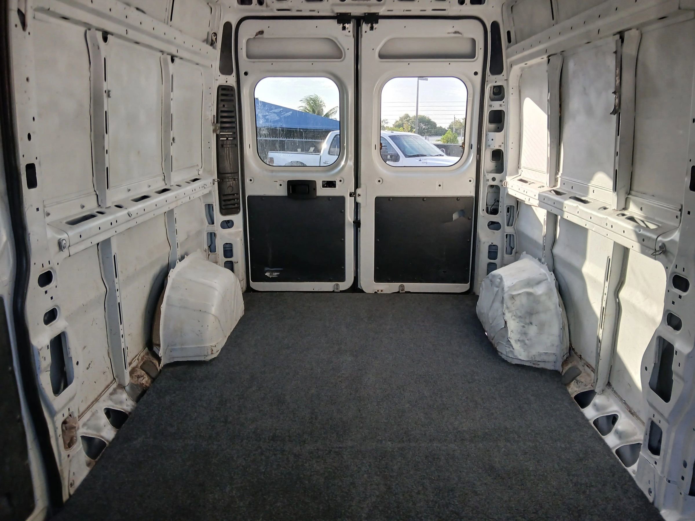 Used 2017 RAM ProMaster 2500 FWD image 18