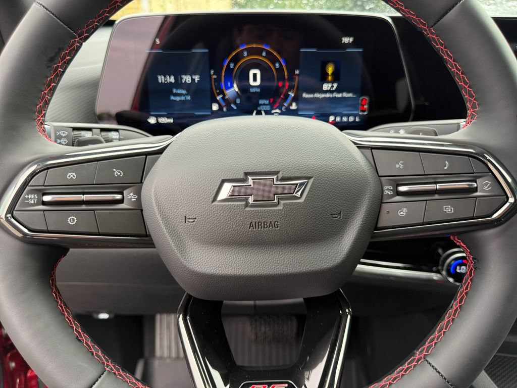 New 2027 Chevrolet Equinox RS FWD image 21