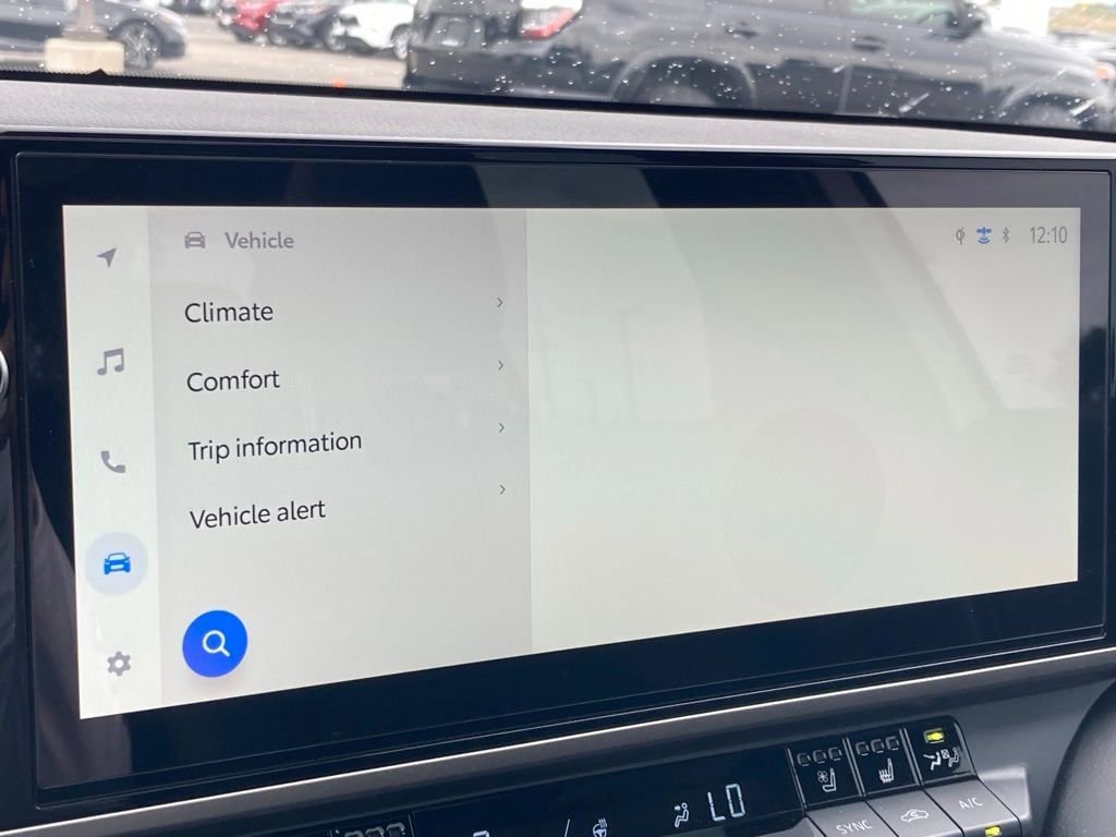 Used 2025 Toyota Camry XSE w/ Premium Plus Package image 21