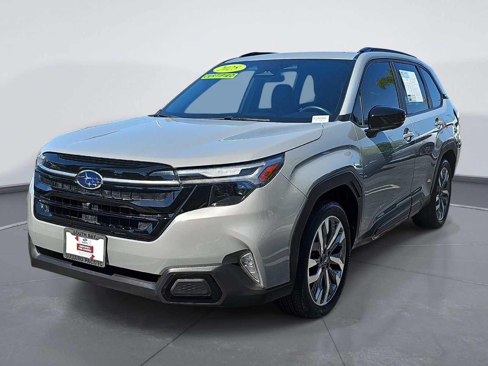 Certified 2025 Subaru Forester Touring AWD/4WD image 7