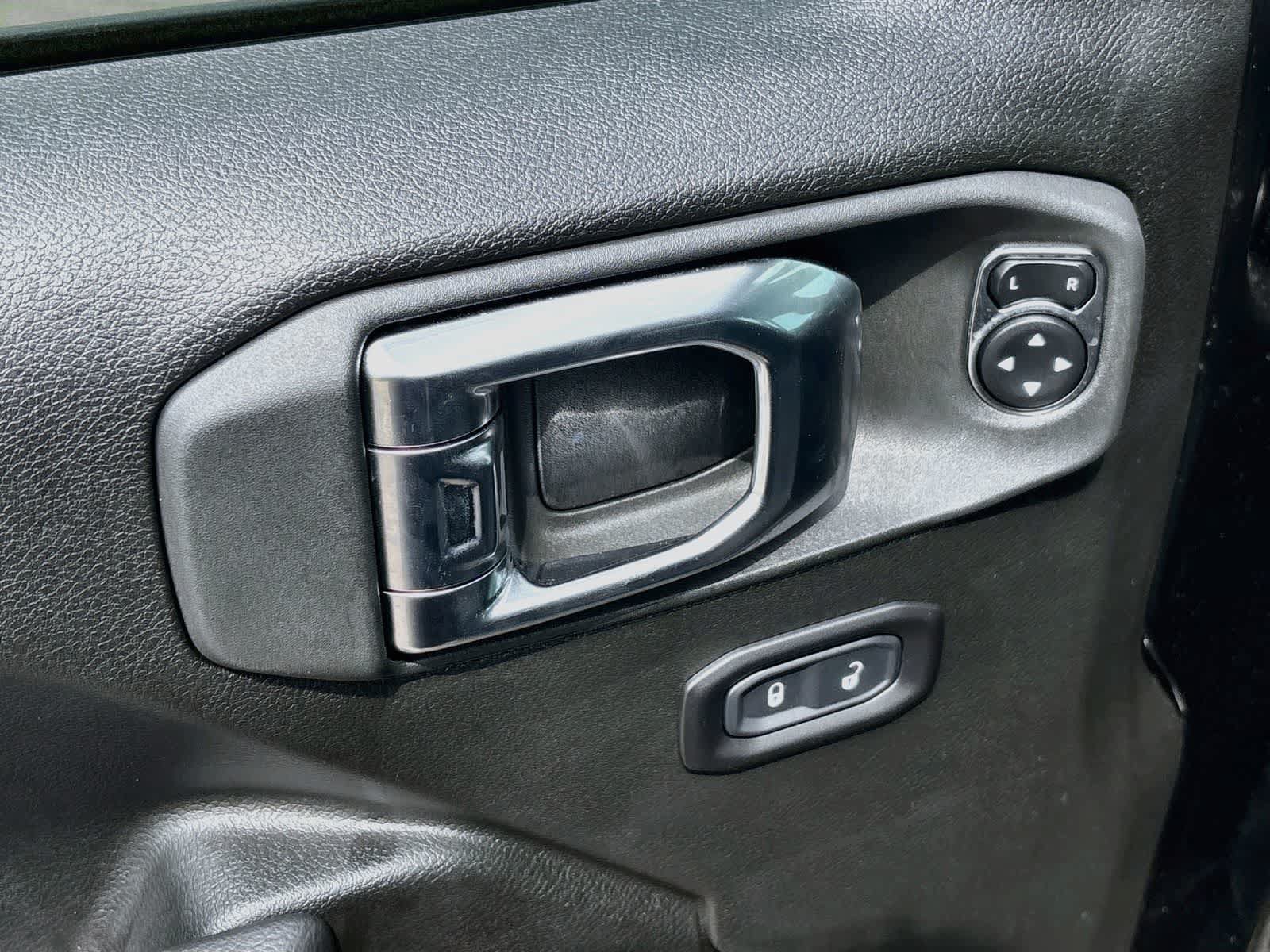 New 2026 Jeep Gladiator Sport AWD/4WD image 17