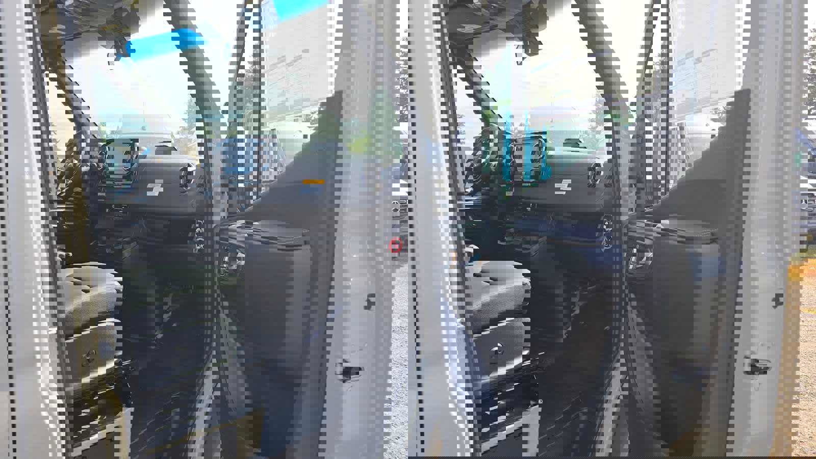 Used 2026 Mercedes-Benz Sprinter 2500 image 10