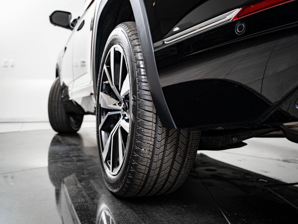 Used 2025 Volkswagen Atlas SEL Premium R-Line image 53