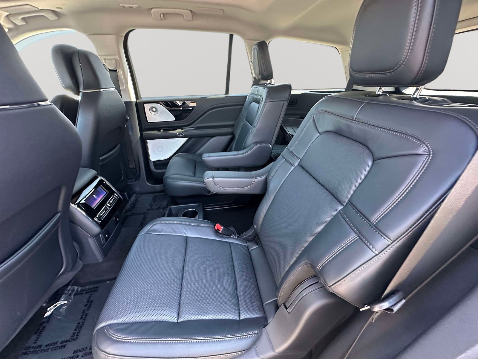 Used 2025 Lincoln Aviator Reserve w/ Equipment Group 201A image 34