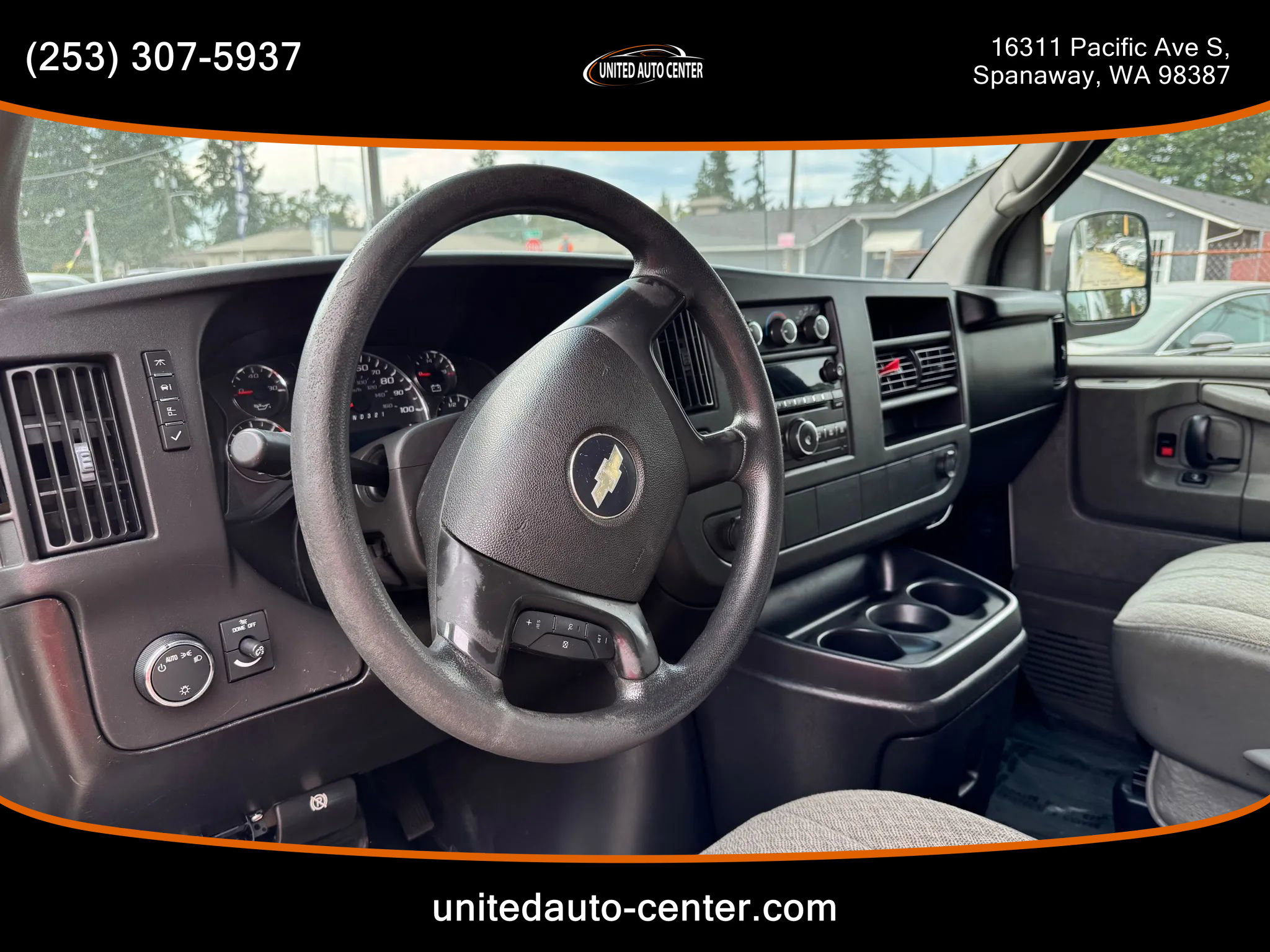 Used 2008 Chevrolet Express 3500 image 8