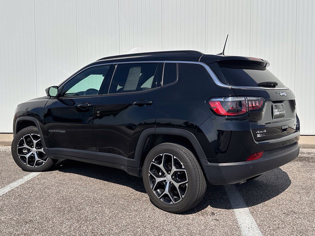 Used 2024 Jeep Compass Limited AWD/4WD image 5
