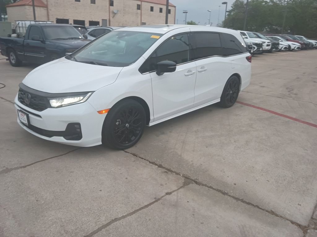 Used 2025 Honda Odyssey Sport-L image 1