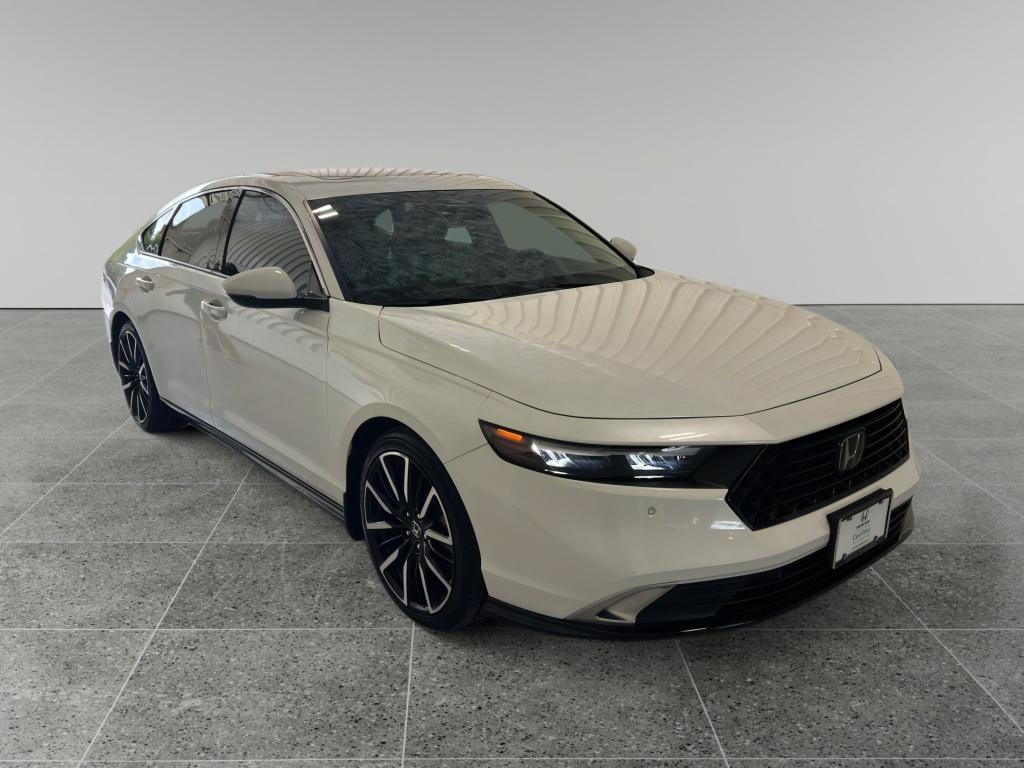 Certified 2025 Honda Accord Touring image 1