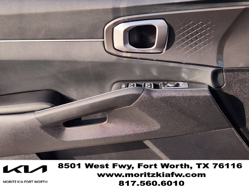 Certified 2026 Kia Sorento LX FWD image 22