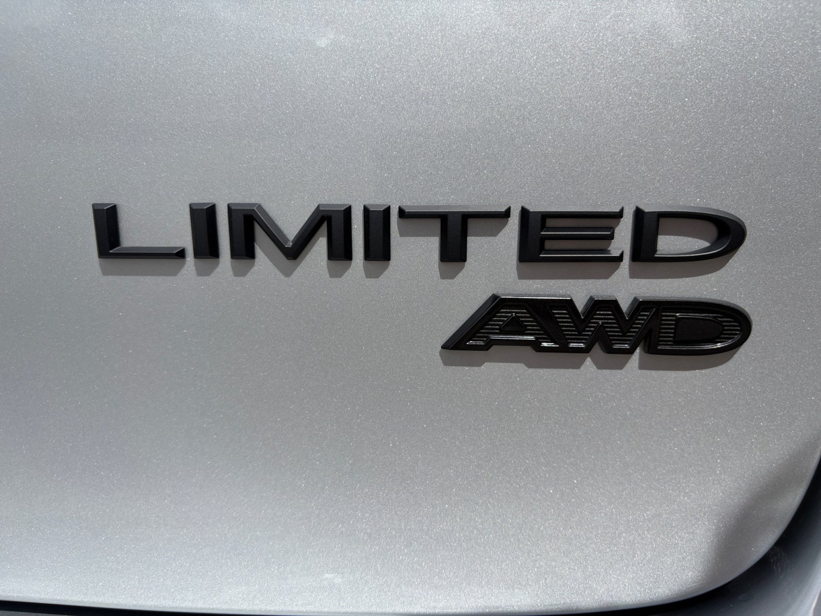 New 2026 Chrysler Pacifica Limited w/ S Appearance Package AWD/4WD image 28