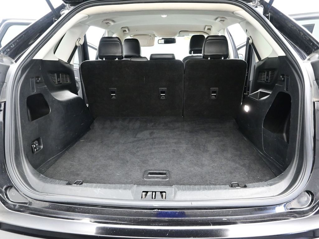Used 2023 Ford Edge SEL image 11