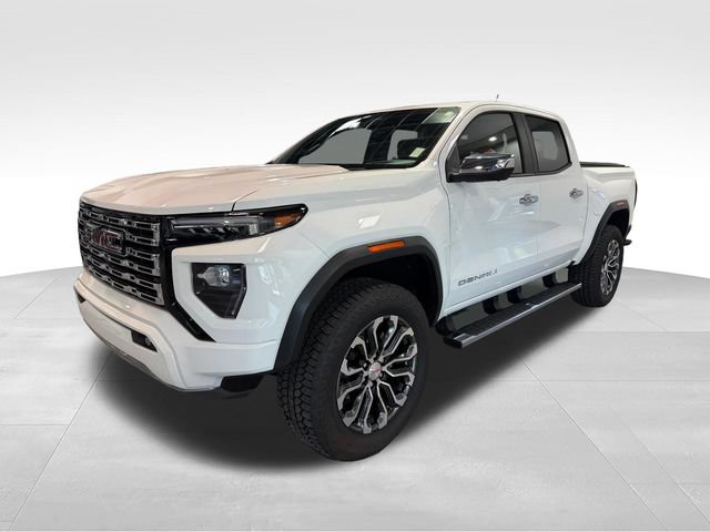 Used 2026 GMC Canyon Denali AWD/4WD image 1