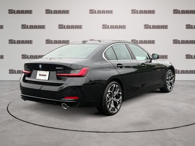 New 2026 BMW 330i xDrive Sedan w/ Convenience Package AWD/4WD image 5