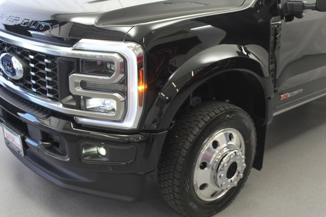 New 2026 Ford F450 Platinum w/ FX4 Off-Road Package AWD/4WD image 5
