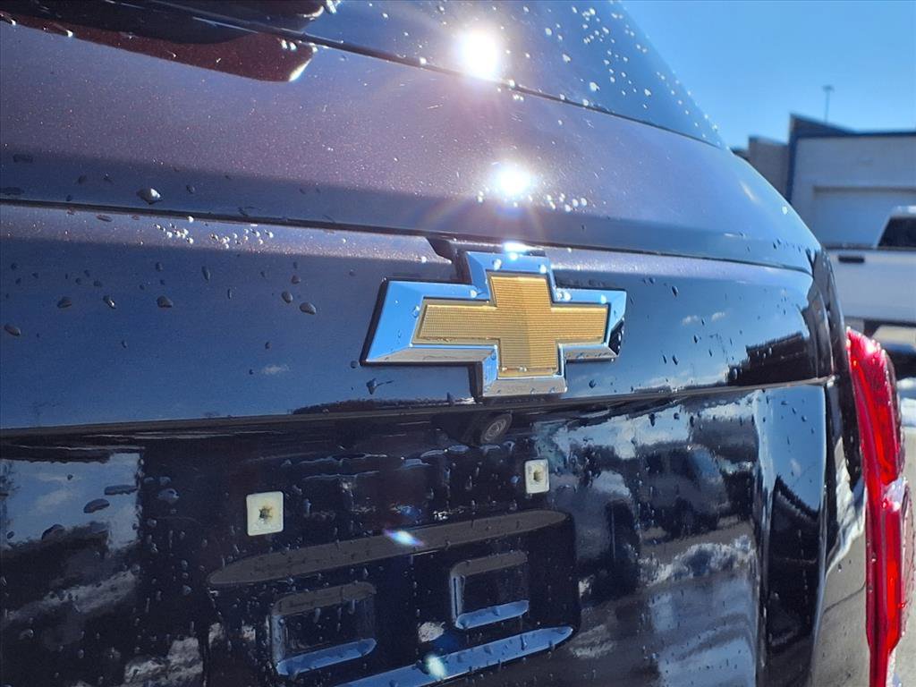 Used 2022 Chevrolet Trax LT w/ LT Convenience Package image 34