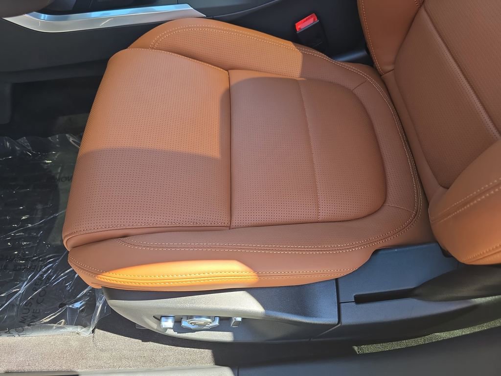 Certified 2024 Jaguar I-PACE R-Dynamic HSE image 29