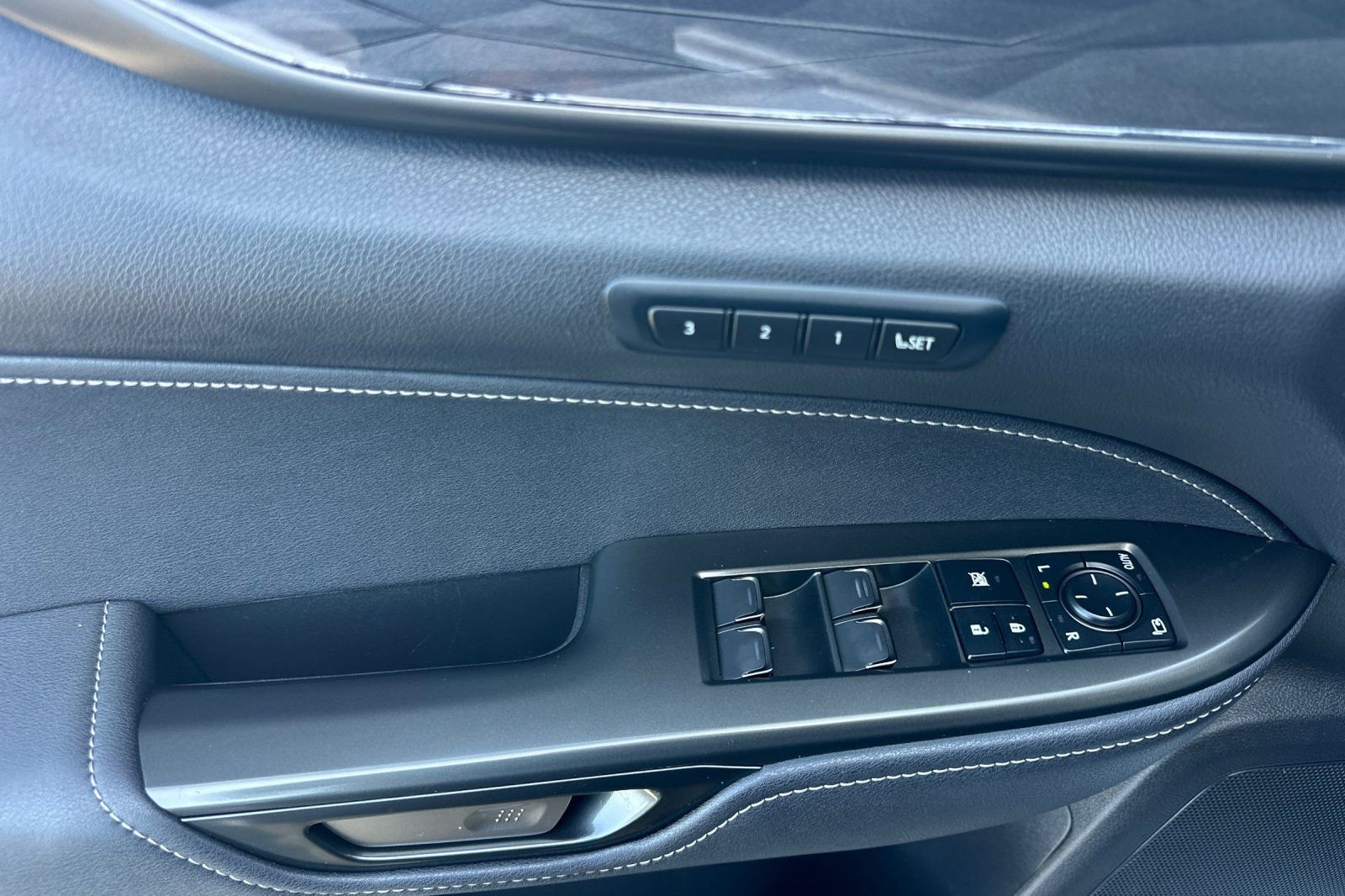 Used 2025 Lexus NX 350 AWD w/ Cold Area Package image 8