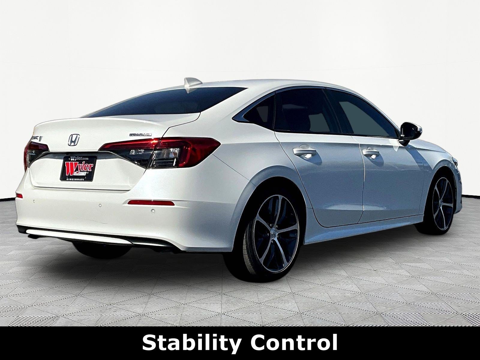 Used 2024 Honda Civic Touring image 6