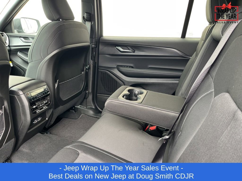 New 2025 Jeep Grand Cherokee L Laredo w/ Trailer Tow Package image 24