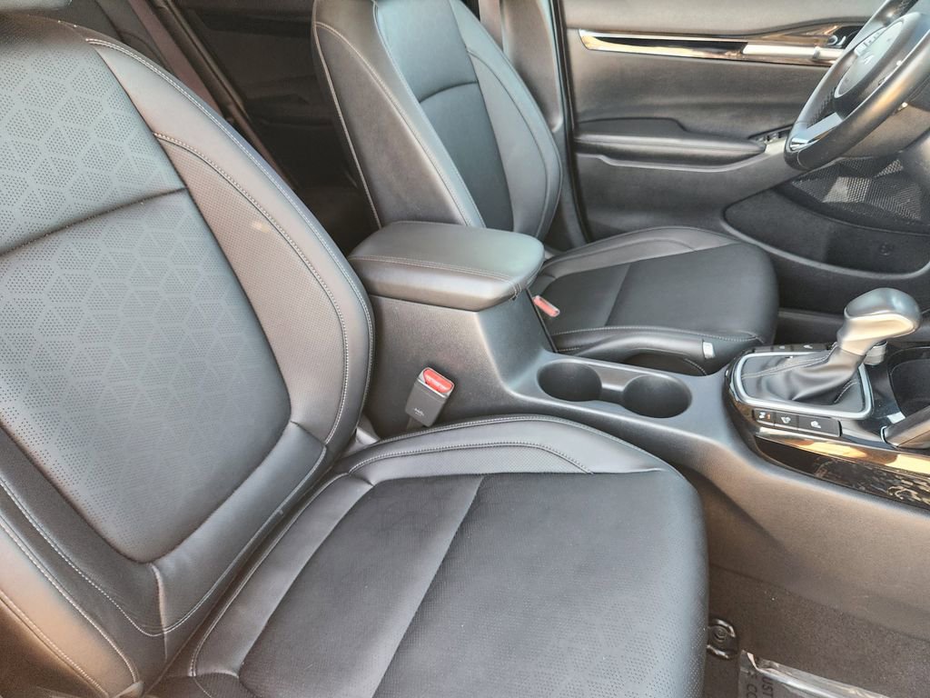 Certified 2025 Kia Seltos EX w/ EX Sunroof Package FWD image 21