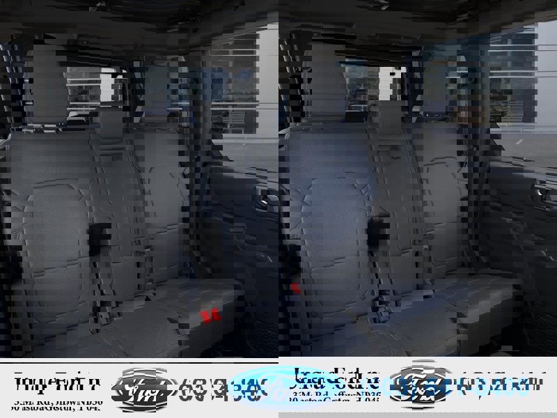 New 2025 Ford Bronco Outer Banks w/ Black Appearance Package image 43