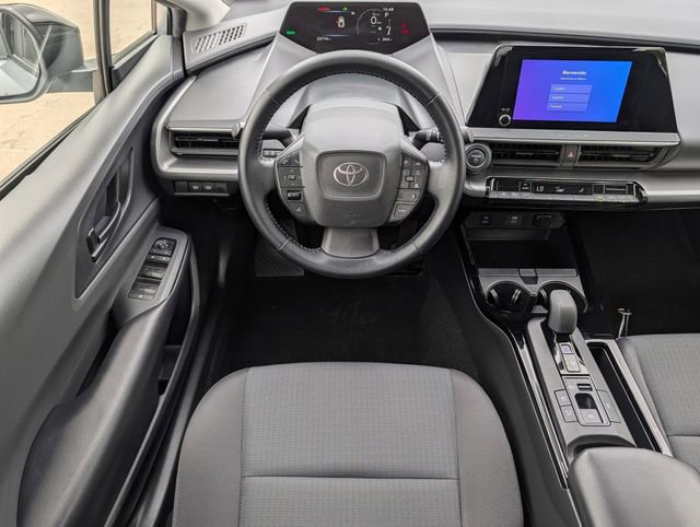 Used 2023 Toyota Prius LE image 11