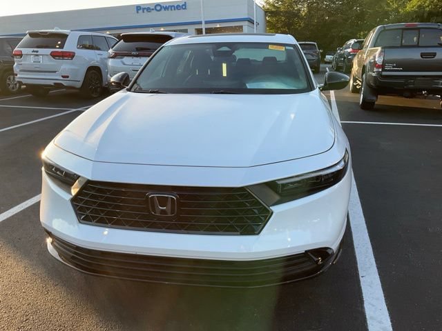 Used 2025 Honda Accord Sport image 12