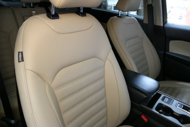 Used 2023 Ford Edge SEL AWD/4WD image 11