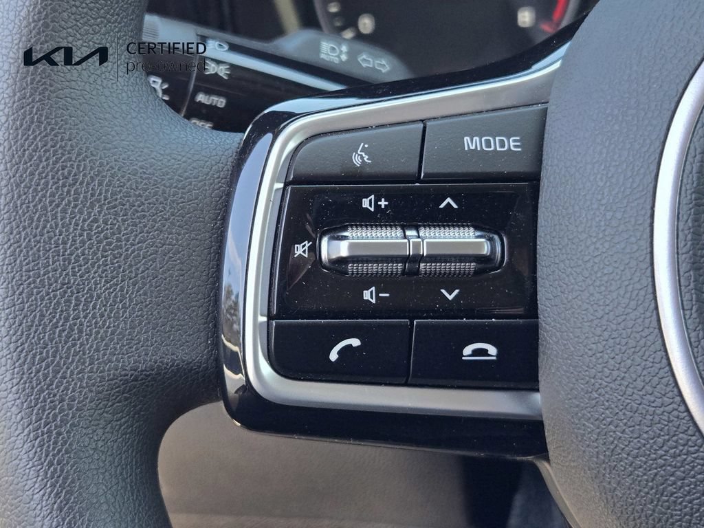 Used 2021 Kia Sorento LX FWD image 25
